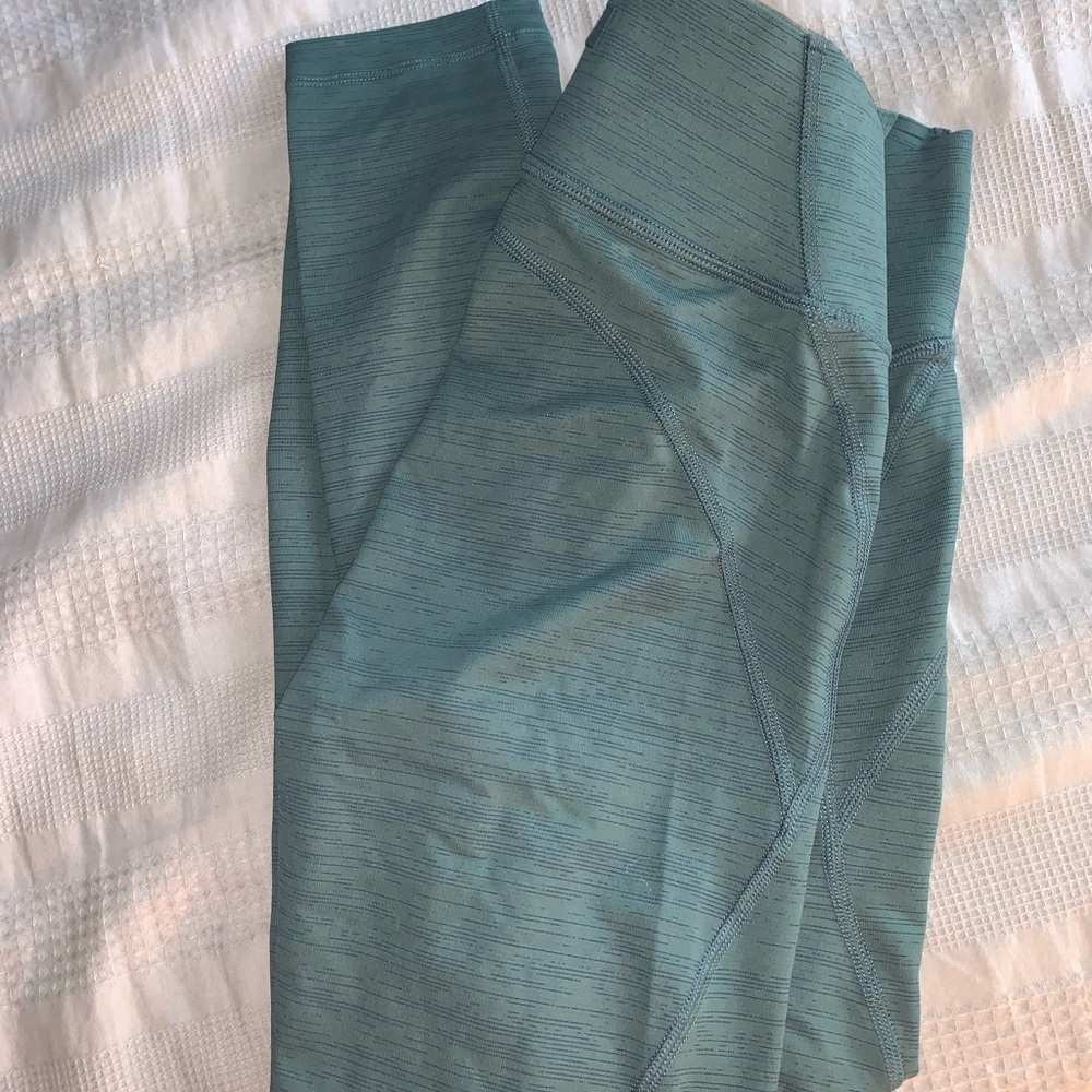 OV tech swear 7/8 leggings